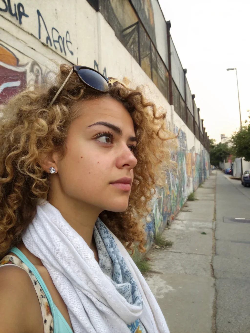 Simone
